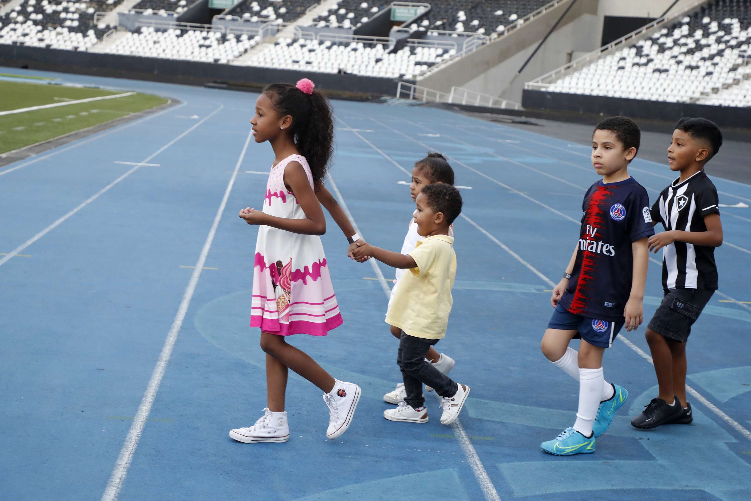Botafogo inaugura arena kids no Estádio Nilton Santos no clássico contra o  Flamengo - Fogo na Rede